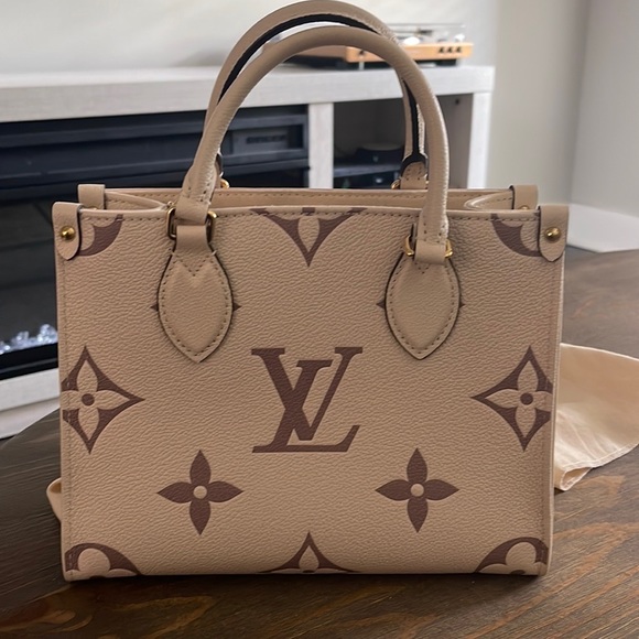 SOLD Louis Vuitton on the go PM - Picture 5 of 6